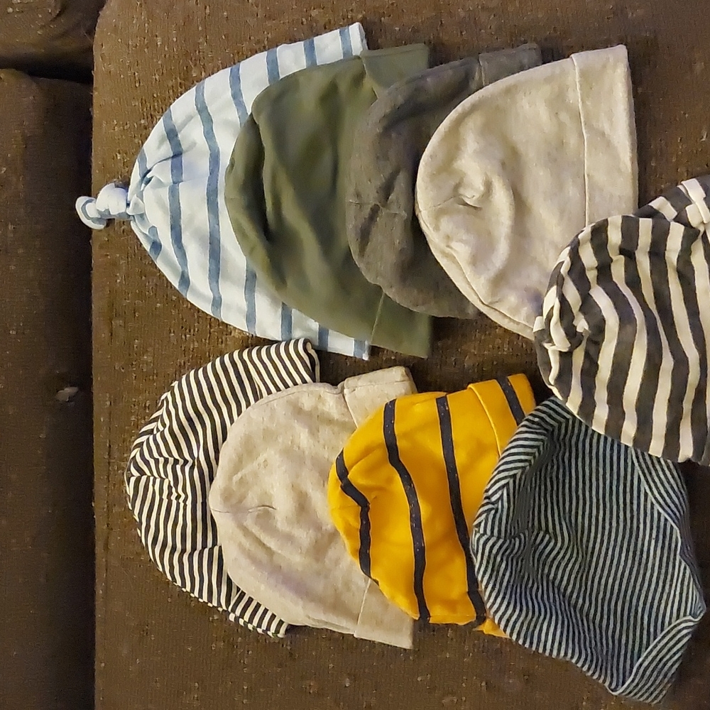 Infant 0 to 3 mo hats Gerber